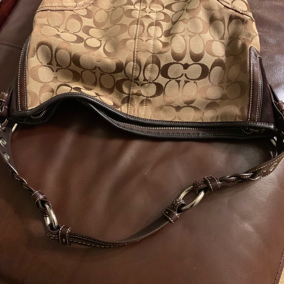 Coach handbag - Picture 2 of 5